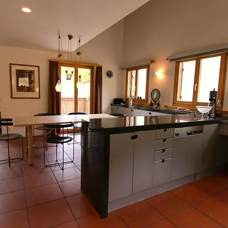 Haus Gaut By