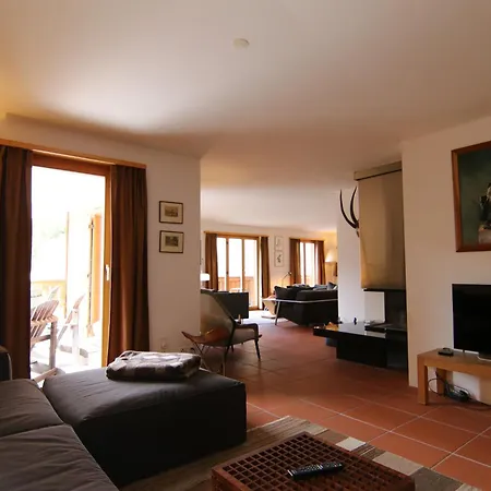 Haus Gaut By
